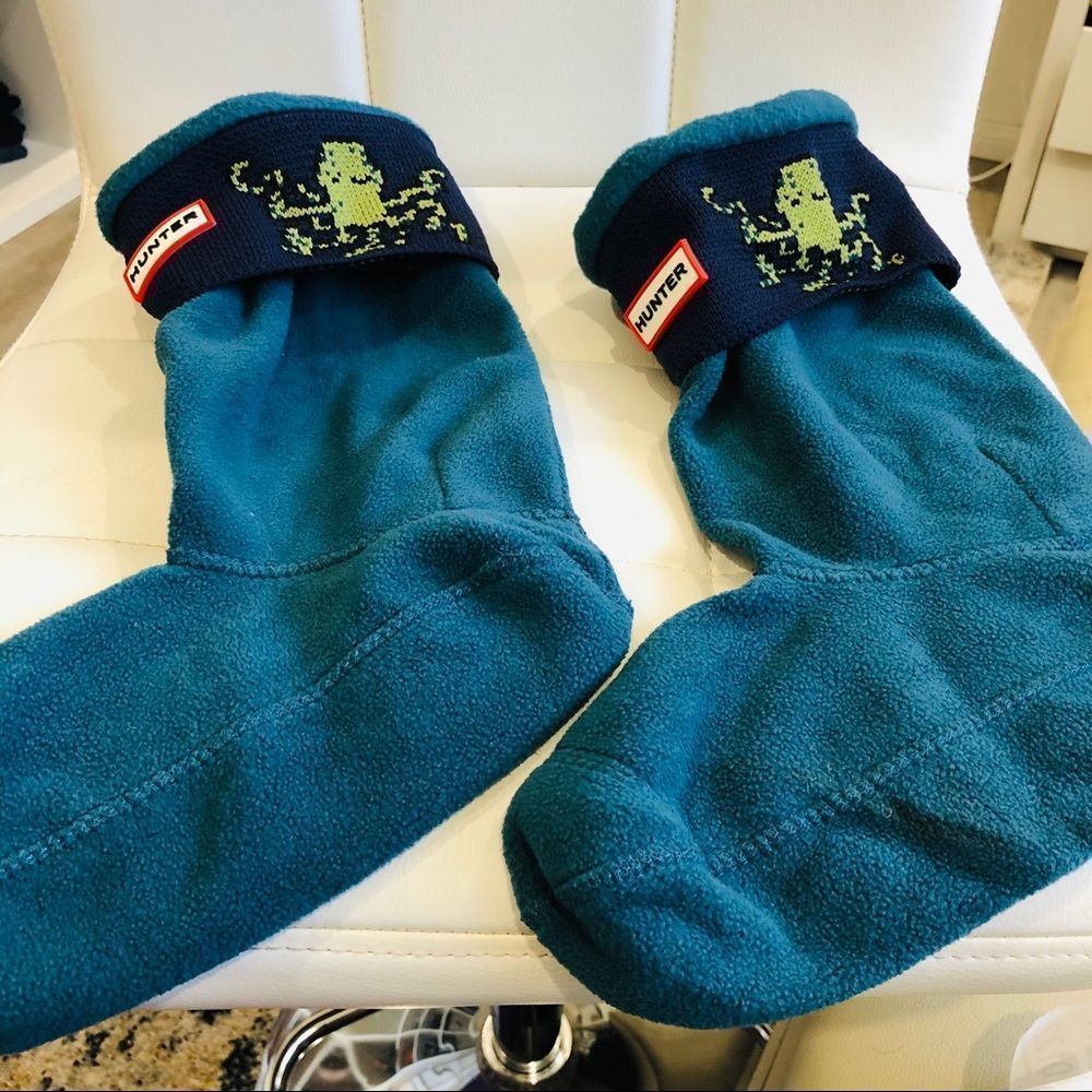 Kids Hunter boot socks with design 💙